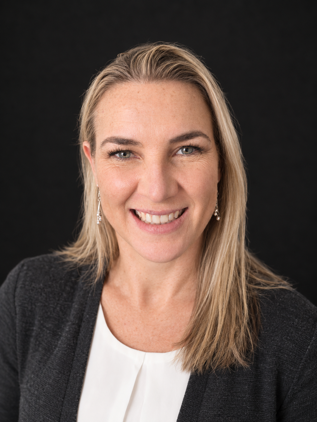 Portrait of the founder of Curious Adult Market